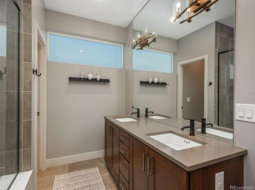 14 45th Ave, Denver CO  80216-3502 exterior