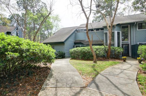1113 Hidden Cove Dr, Mount Pleasant, SC 29464-9047