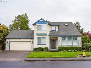 16824 Paddington Dr, Beaverton, OR 97006-7645
