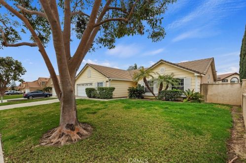 1189 Evergreen St, Rialto, CA 92377-8847