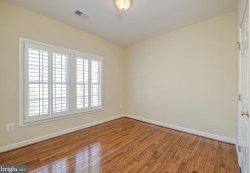 6235 Levi Ct, Springfield VA  22150-1190 exterior