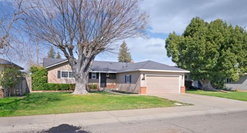 1919 Santa Ynez Dr, Lodi, CA 95242-3157