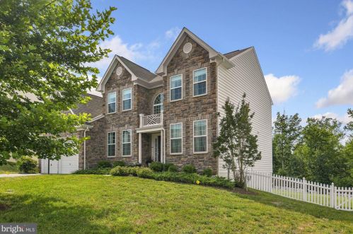 15 Tenola Ct, Fredericksburg, VA 22405-2179