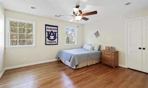 1386 Hanover West Dr, Atlanta GA  30327-1139 exterior