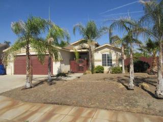 2315 Golden Ave, Clovis, CA 93611-5069