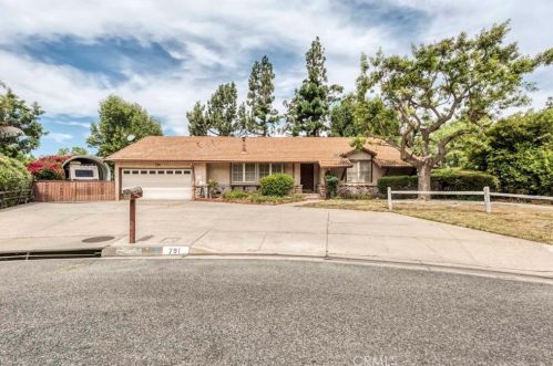 791 Languid Ln, Simi Valley, CA 93065-5410