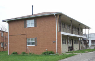 1410 Selkirk Rd, Columbus OH  43227-3252 exterior