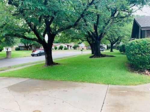 1214 Meandering Way, Garland TX  75040-4876 exterior