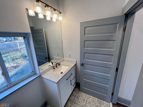 1921 Meador Ave, Atlanta GA  30315-6614 exterior