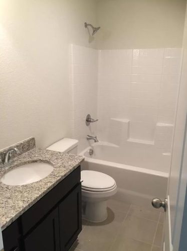 1524 Chama Dr, Fort Worth TX  76119-2666 exterior