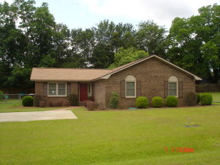 1707 Woodlawn Dr, Vidalia, GA 30474-9130