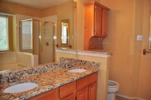 2114 Copperleaf Dr, Garland TX  75040-2806 exterior