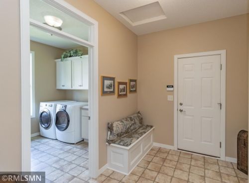 5 Hawthorne Ct, Saint Paul MN  55127-6476 exterior