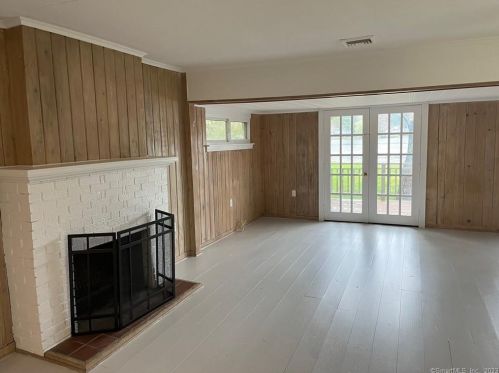 14 Shore Dr, Bethlehem CT  06751-1216 exterior