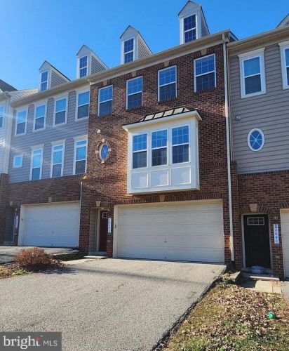 12692 Lakeside Ct, Woodbridge, VA 22192-7515