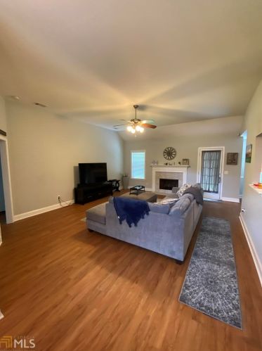 108 Greentree Ct, Statesboro, GA 30458-5051