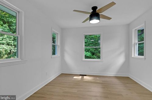 16 Stokes Ave, Camden NJ  08108-3337 exterior