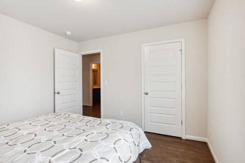3812 Hempstead Way, Atlanta GA  30331-5268 exterior