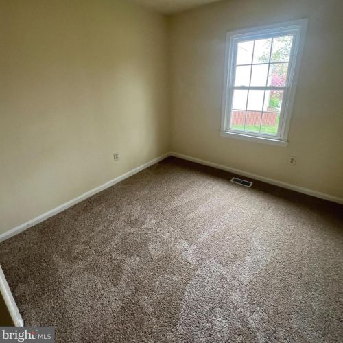 2824 Mozart Dr, Silver Spring MD 20904-6832 exterior