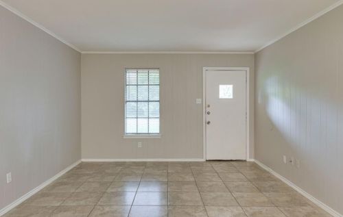 201 Thompson St, Fort Worth TX  76140-3309 exterior