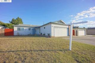 5192 Silver Reef Dr, Fremont, CA 94538-1809