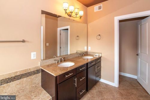 8137 Westside Blvd, Fulton MD  20759-2590 exterior