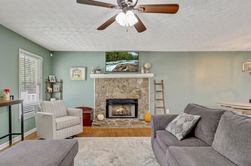 736 Old Pendergrass Rd, Jefferson GA  30549-2758 exterior
