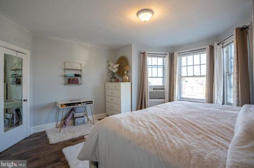 5744 12 St, Philadelphia PA 19122-4003 exterior