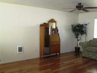 644 Cobblestone Ln, Prineville, OR 97754-9049