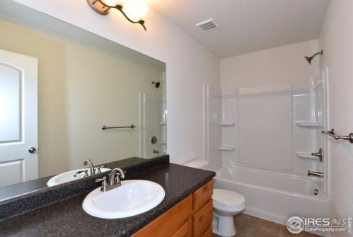 2668 Emerald St, Loveland CO 80537-2013 exterior