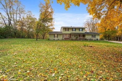 18607 Mcguire Rd, Alden, IL 60033-8868