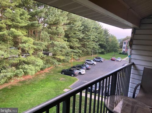 22 Rickard Ct, Trenton, NJ 08648-2668