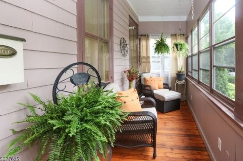 10 Hazelwood Rd, Bloomfield, NJ 07003-5102