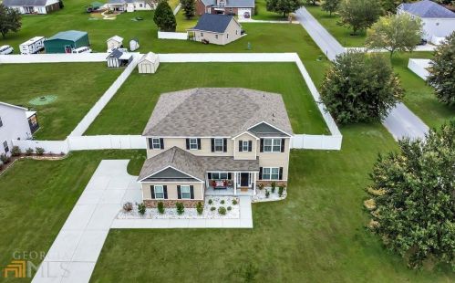 100 Taylor Dr, Pineora, GA 31312