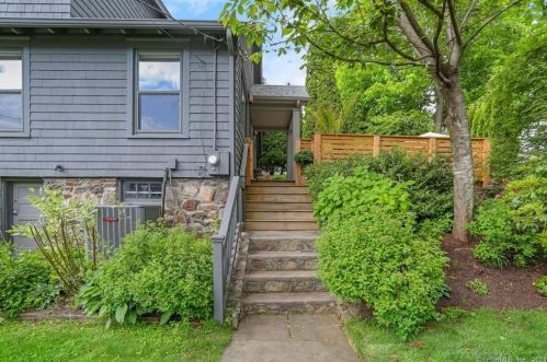 23 Craw Ave, Norwalk CT  06853-1605 exterior