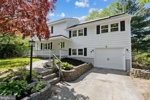 3 Cedar Dr, Blenheim, NJ 08012-2103