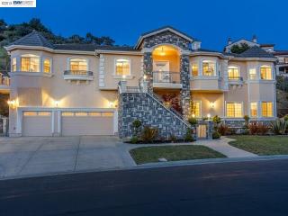 1151 Silver Maple Ln, Hayward, CA 94544-6679