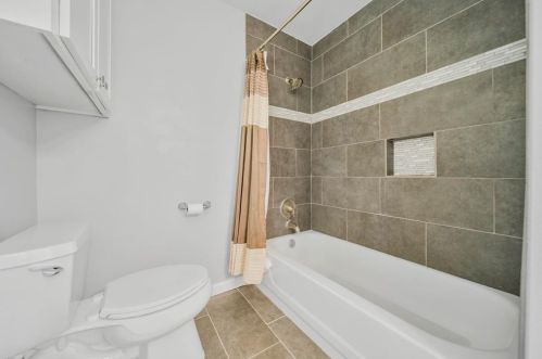 1100 Chateau Wood Pkwy Dr, Conroe TX  77385-9773 exterior