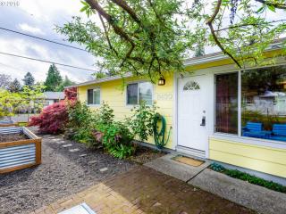6430 Ogden St, Portland OR  97206-7460 exterior