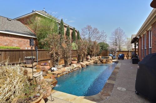 3520 Hidden Forest Dr, Lewisville, TX 75028-8900