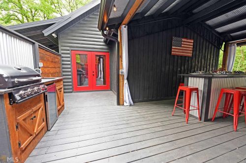1049 River Bend Rd, Ellijay, GA 30540-0012