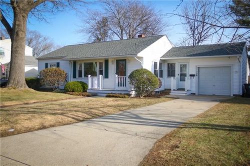 176 Spooner Ave, Warwick, RI 02886-2036