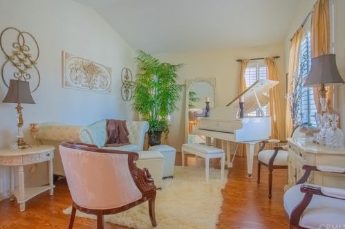 17677 Cedarwood Dr, Riverside CA  92503-7039 exterior