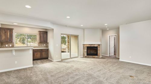 1336 Longs Pt, Woodland Park CO 80863-5306 exterior