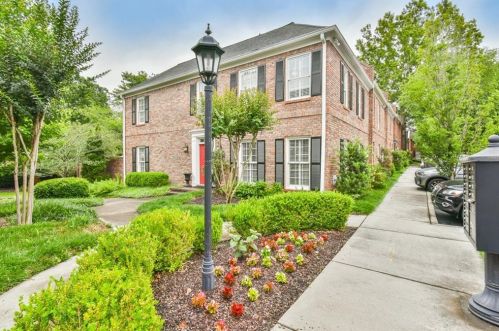 12 Kings Walk, Atlanta GA  30307-1206 exterior