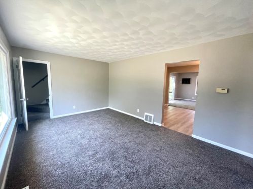 2516 18th Ave, Rockford, IL 61108-5726