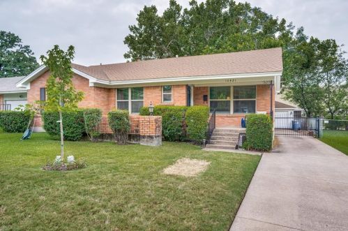 10421 Allegheny Dr, Dallas, TX 75229-4941