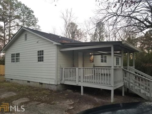 817 Ogletree St, Lagrange, GA 30241-3652