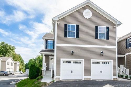 2118 Meriden Waterbury Tpke, Southington CT  exterior