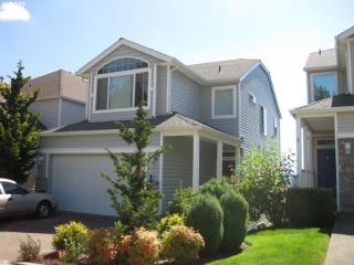 13614 Crestline Ct, Portland, OR 97224-0968